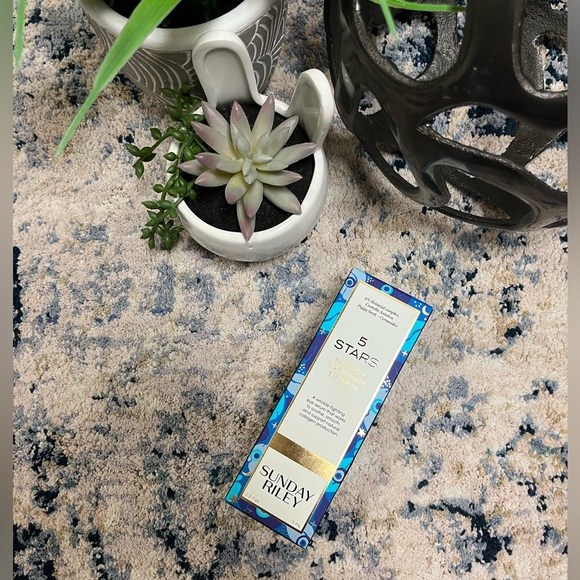 SUNDAY RILEY- RETINOID + NIACINAMIDE EYE SERUM treatment. NEW in box. - Picture 2 of 4